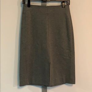 MM La Fleur Gray skirt it’s middle slit